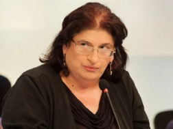 ნინო ჩხობაძე 