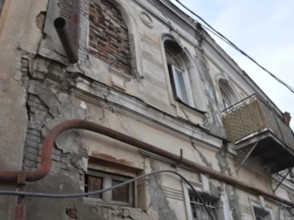 ავარიული შენობა