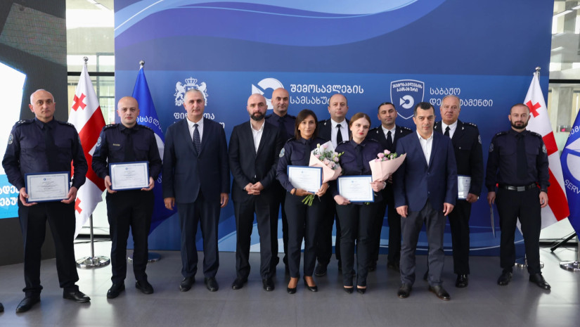 გაფორმების ეკონომიკურ ზონაში უწყებათაშორისი დანაყოფის წევრი საბაჟო დეპარტამენტის თანამშრომლების დაჯილდოების ცერემონია გაიმართა