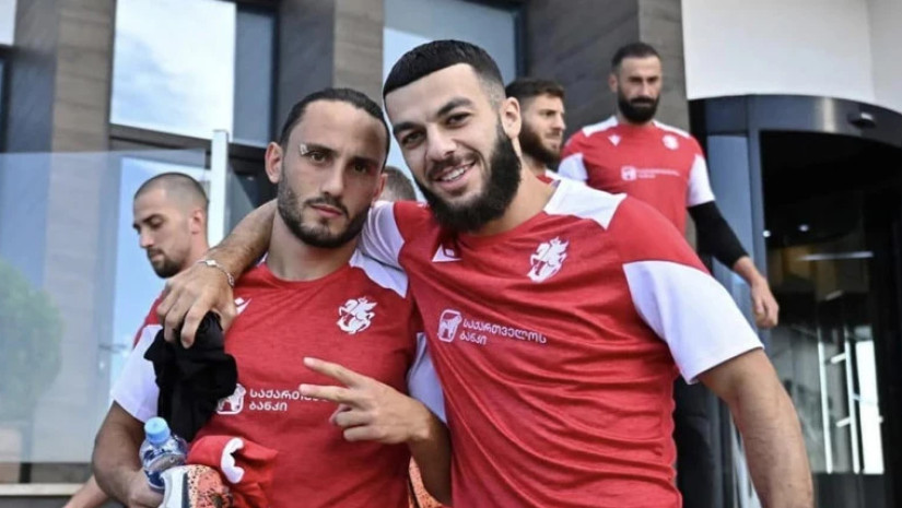 ქოჩორაშვილი, მიქაუტაძე