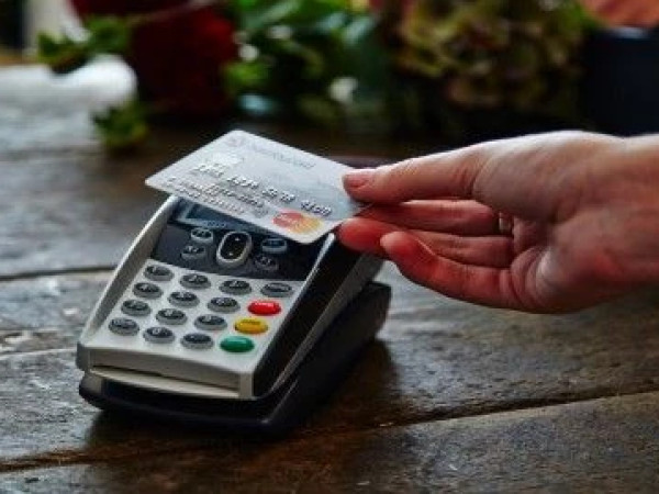 საბანკო ბარათი