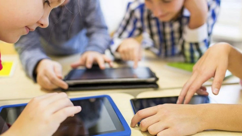 სკოლა და მობილური ტელეფონი