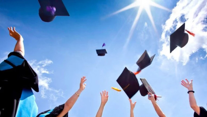 სტუდენტი